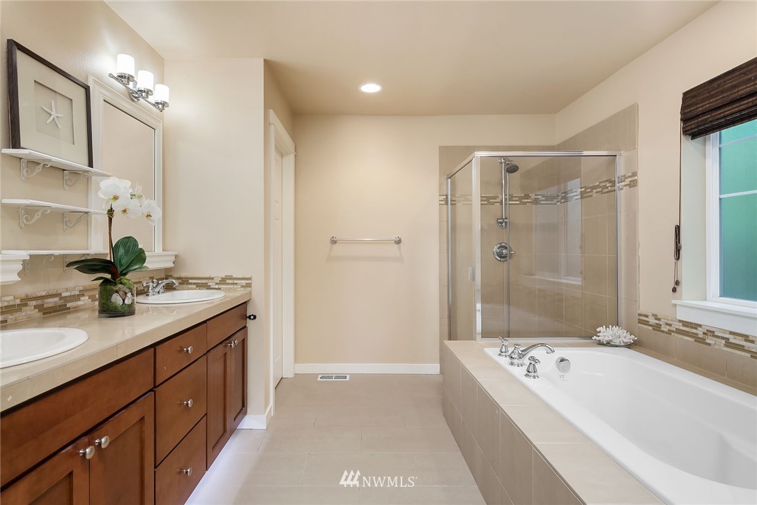 3518 232nd Street Southeast Bothell, WA 98021 - Photo 15 of 25