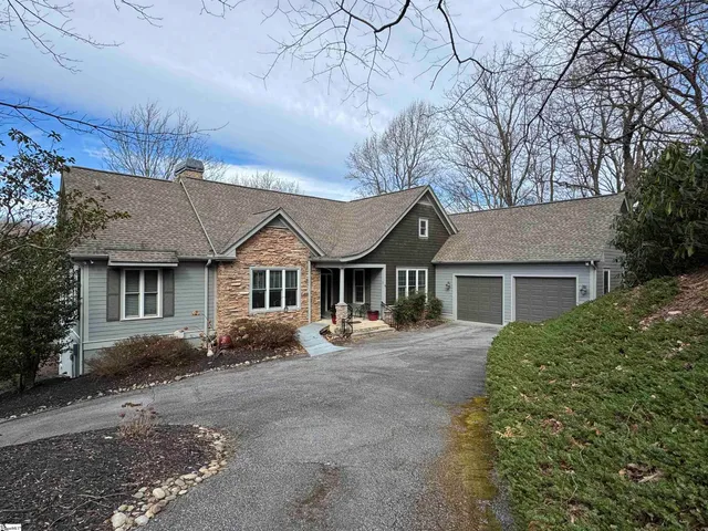 $749,900 | 3 Rustic Court, Landrum, SC 29356