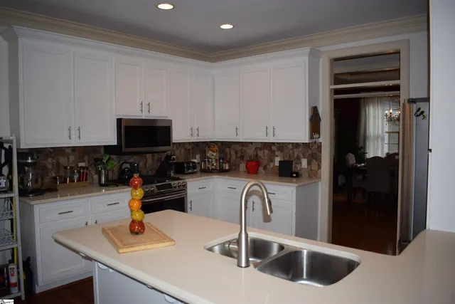 $725,000 | 3 Rustic Court, Landrum, SC 29356