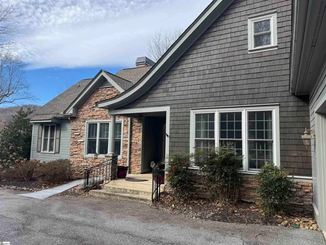 $749,900 | 3 Rustic Court, Landrum, SC 29356