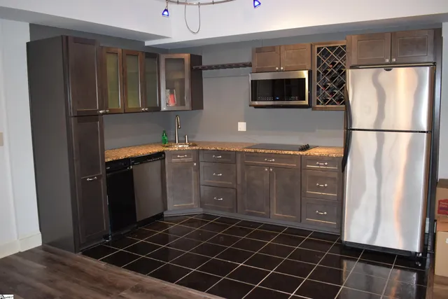 $725,000 | 3 Rustic Court, Landrum, SC 29356