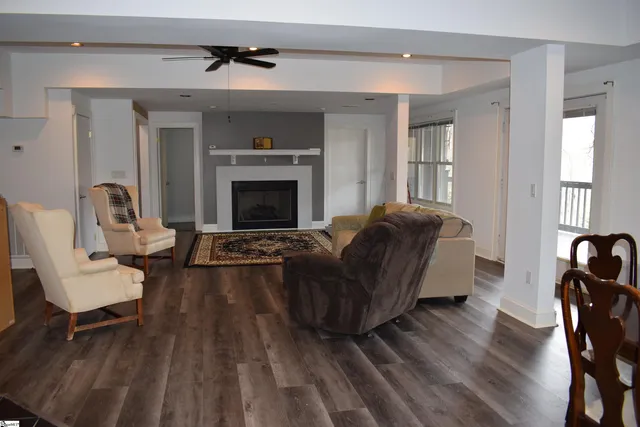 $725,000 | 3 Rustic Court, Landrum, SC 29356