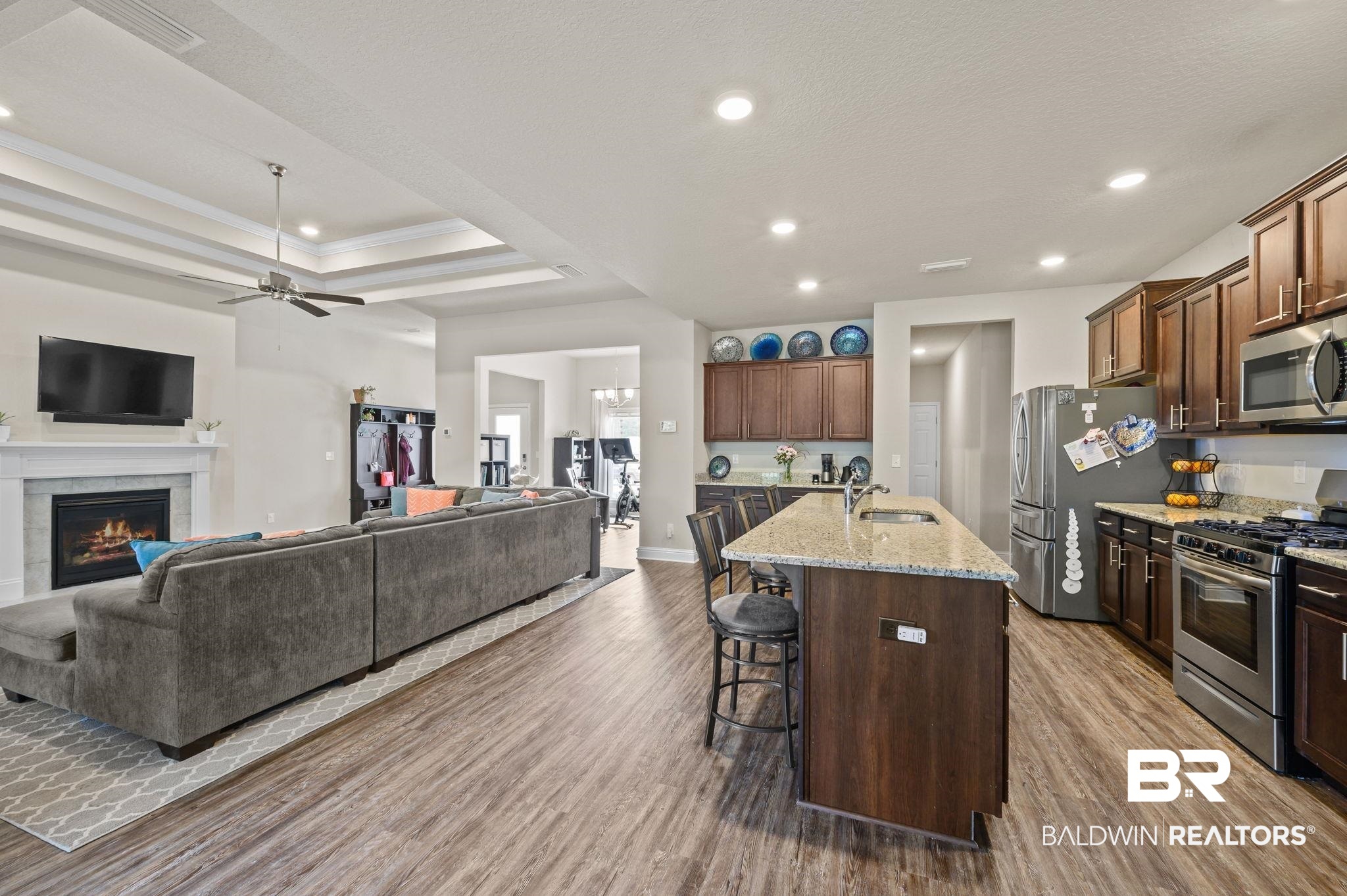 1300 Sierra Estates Drive Mobile, AL 36608 - Photo 8 of 44 Kitchen & Family Room
