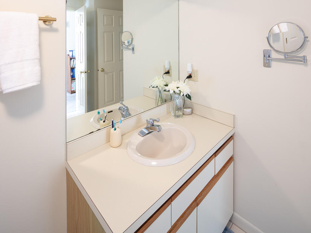 131 Shellback Way, Unit 131 Mashpee, MA 02649 - Photo 13 of 20 T131 Shellback_MLS_10