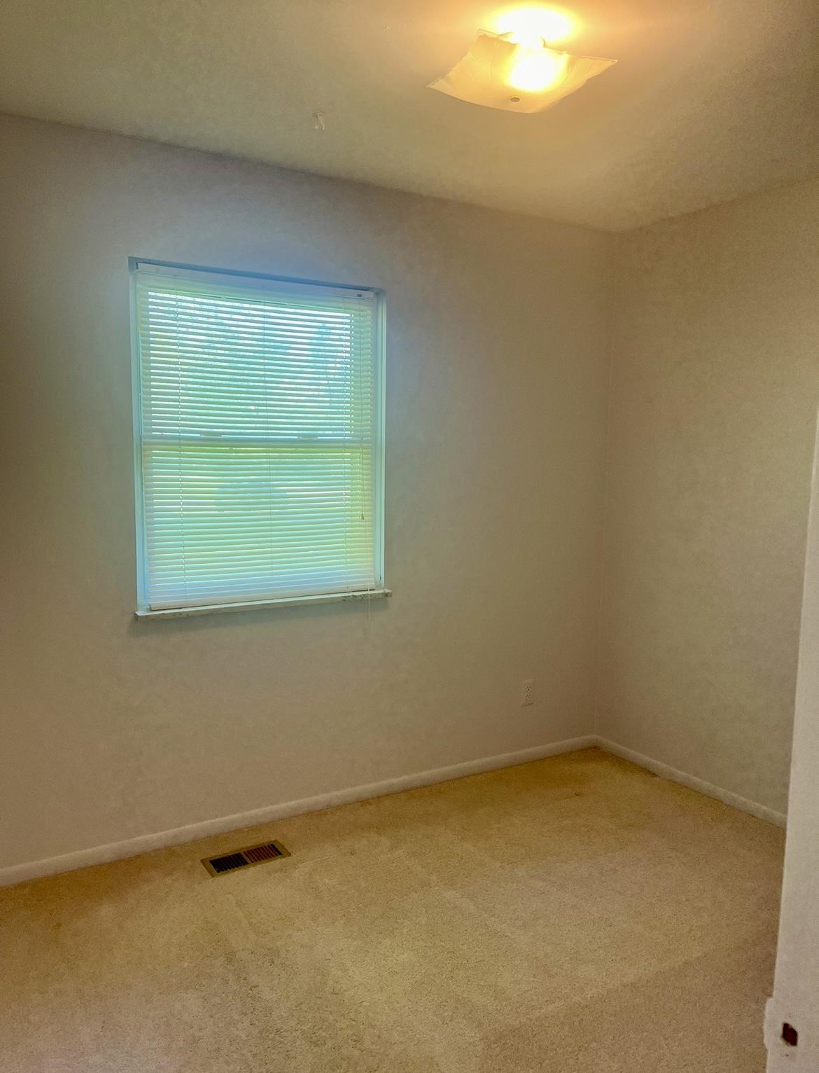 7076 East Frances Road Mount Morris, MI 48458 - Photo 32 of 62 50141877-2bd4d1ee-ee60-47af-8fbe-d8a07d4cfc1f.JPG