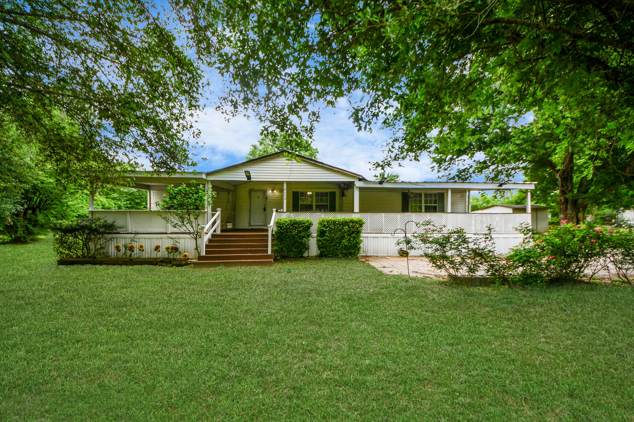 18303 James Road Hockley, TX 77447 - Photo 5 of 37