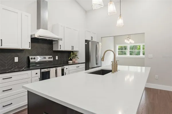 $669,900 | 34121 August Avenue, Webster, FL 33597