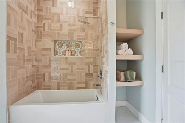 $669,900 | 34121 August Avenue, Webster, FL 33597