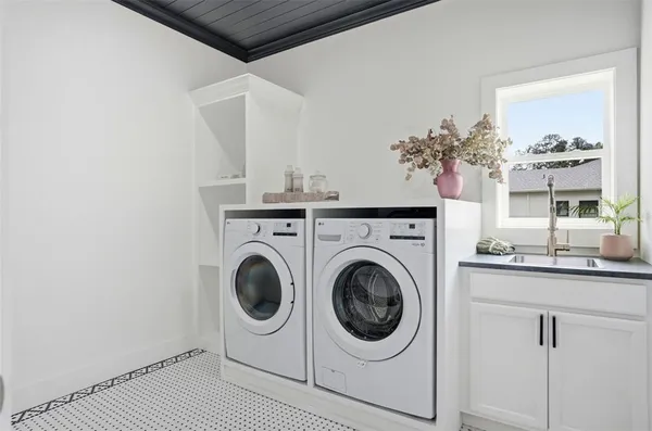 $669,900 | 34121 August Avenue, Webster, FL 33597