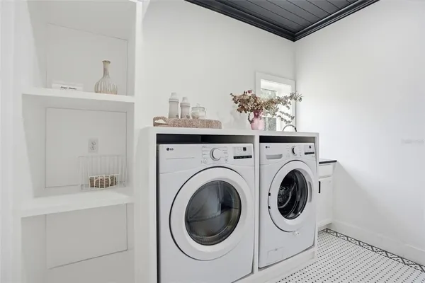 $669,900 | 34121 August Avenue, Webster, FL 33597