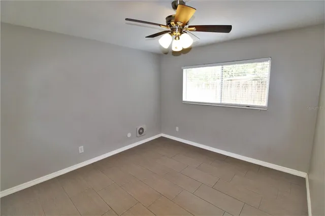 $1,450 | 3001 Bee Ridge Road, Unit 113, Sarasota, FL 34239