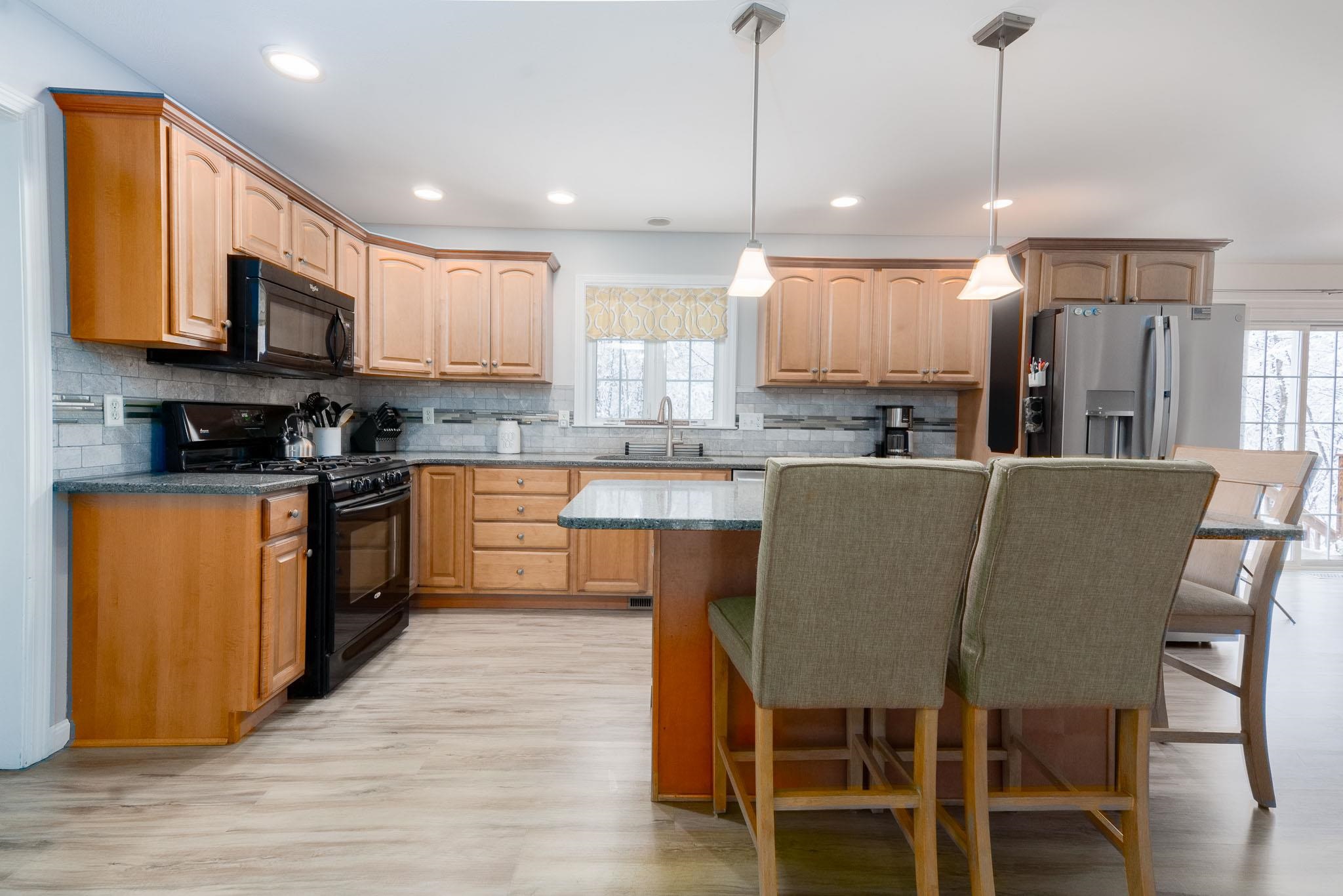 66 Pulpit Rock Road Chester, NH 03036 - Photo 11 of 40
