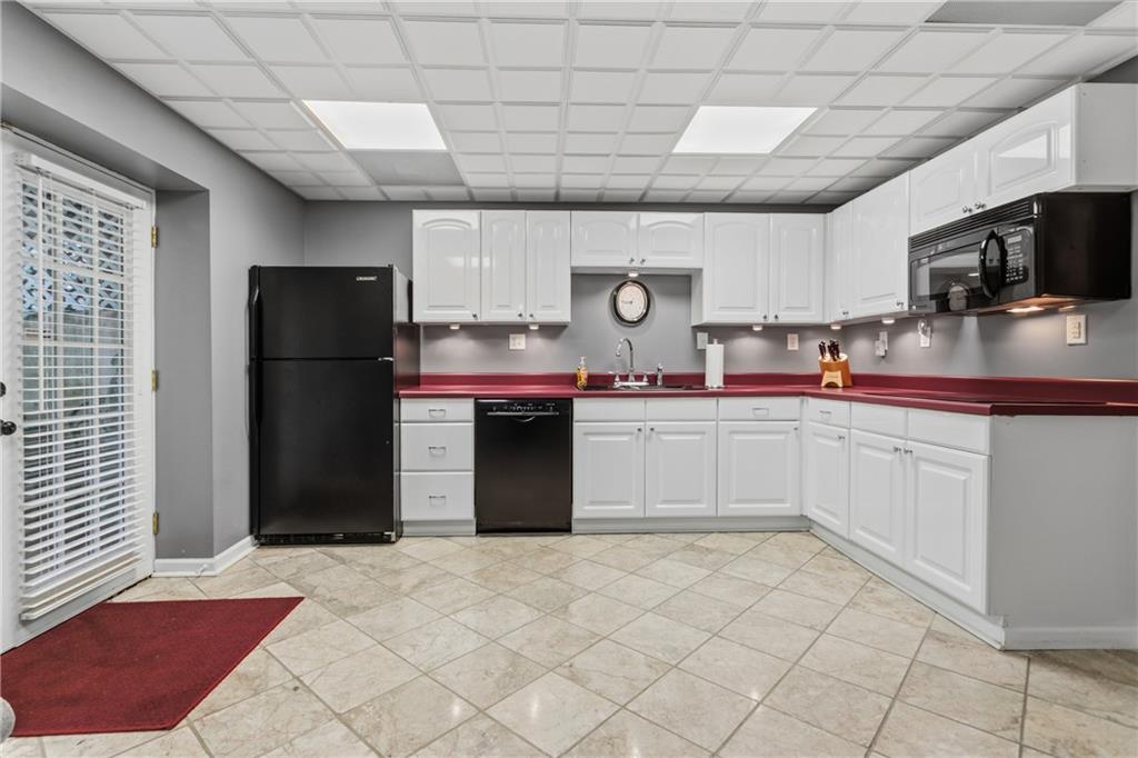 1025 Rays Road Stone Mountain, GA 30083 - Photo 38 of 56