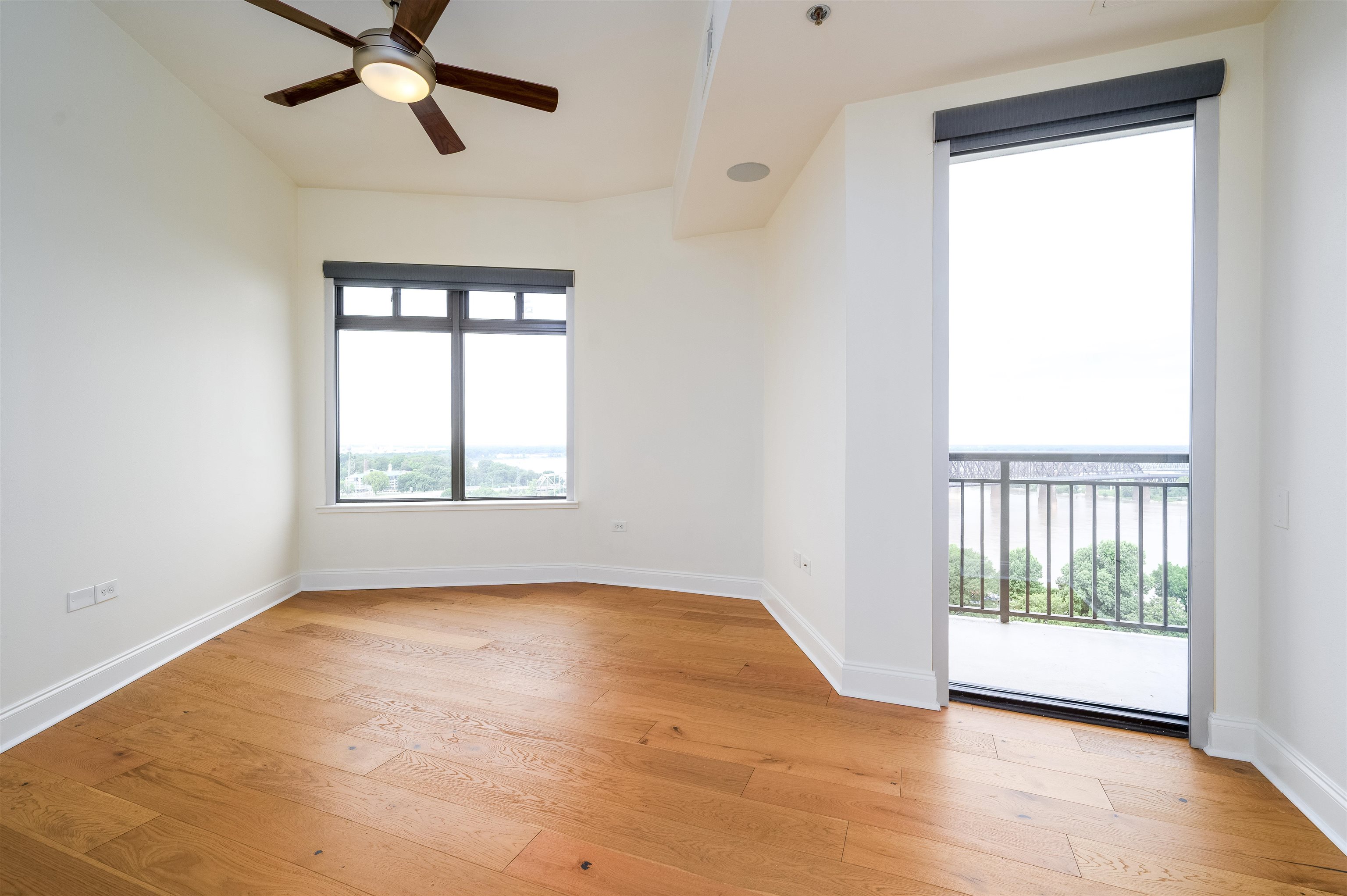 717 Riverside Drive, Unit 1505 Memphis, TN 38103 - Photo 17 of 40