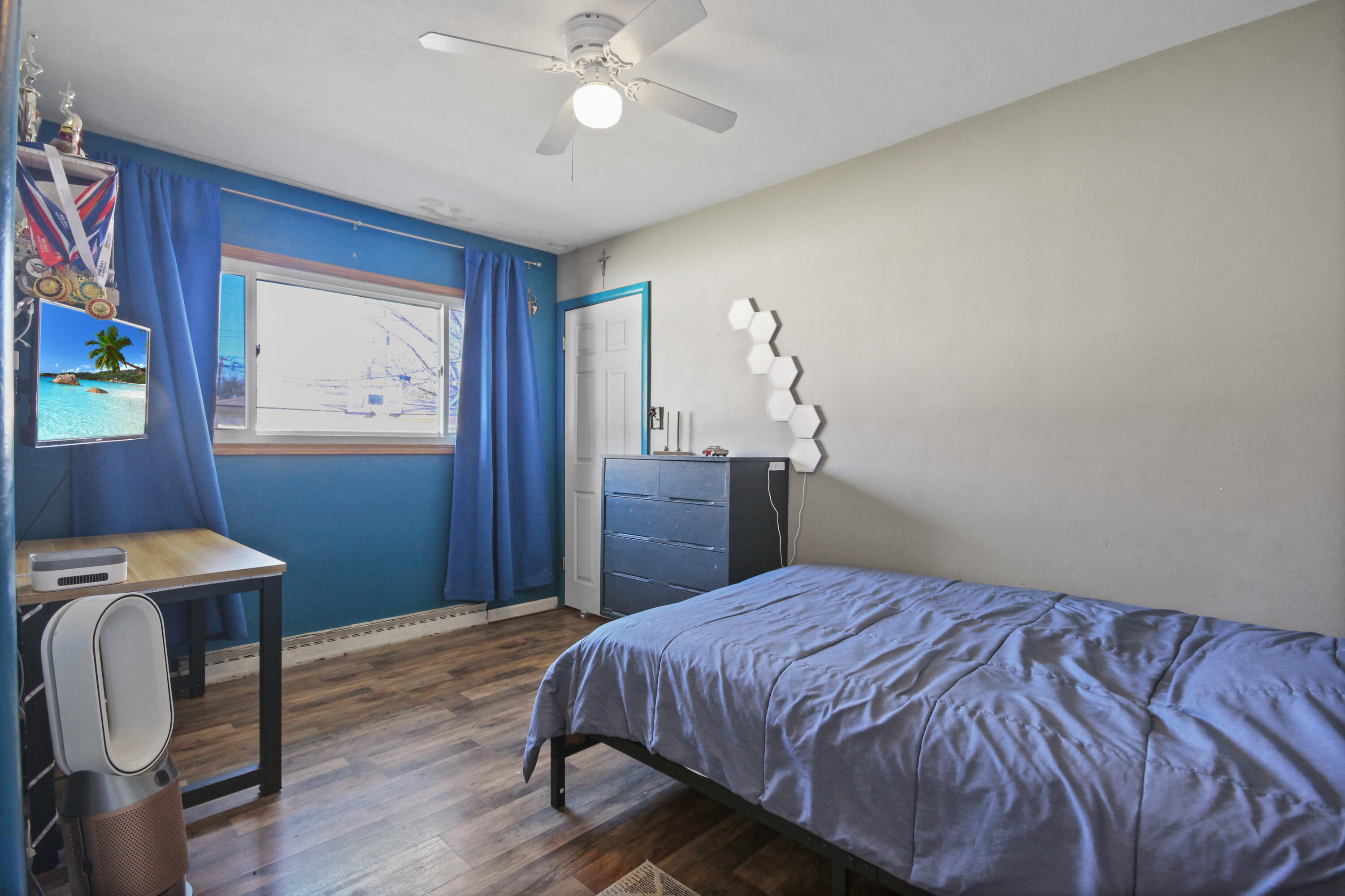 8213 Kooy Drive Munster, IN 46321 - Photo 14 of 23 3000x1999