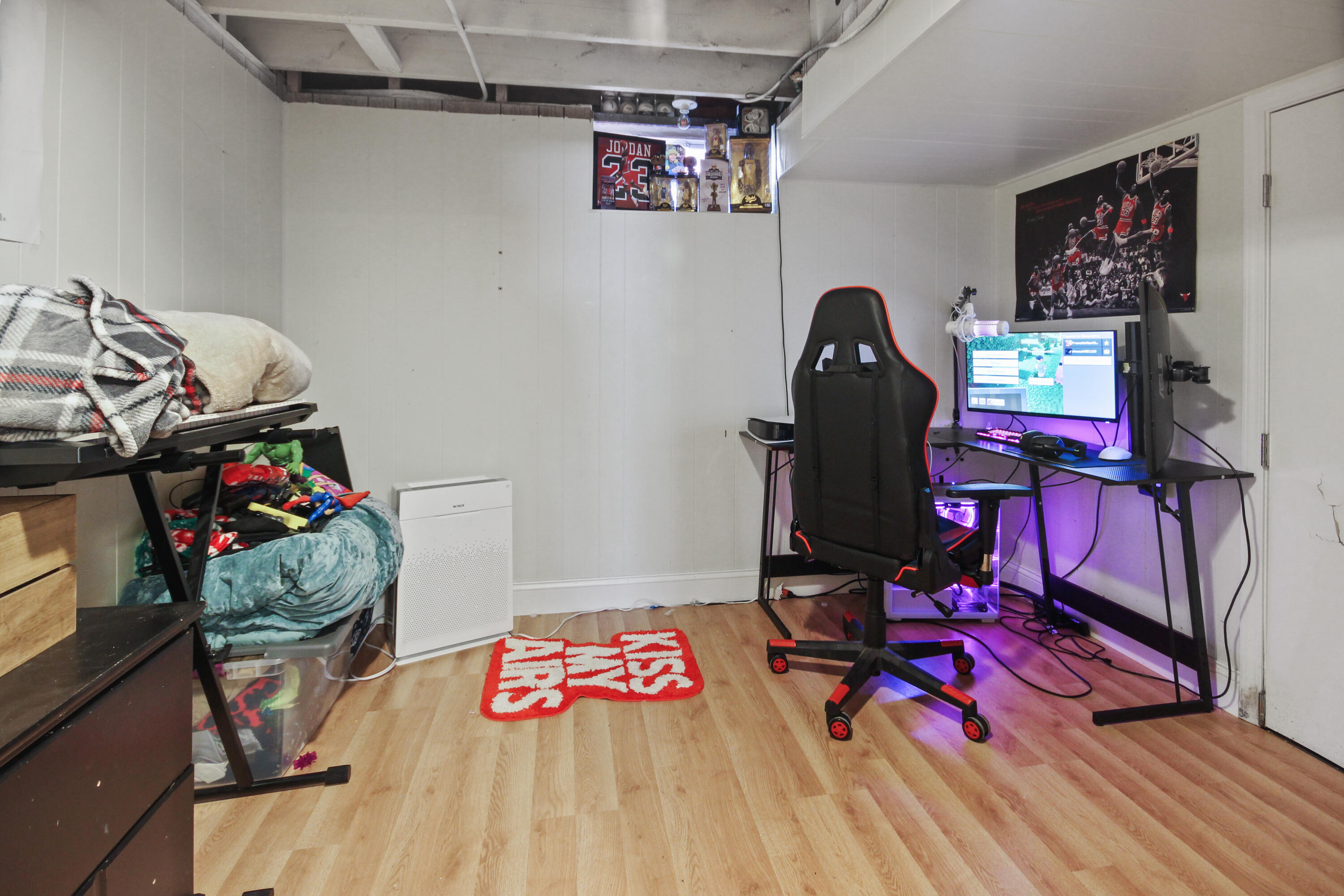 8213 Kooy Drive Munster, IN 46321 - Photo 17 of 23 3000x1999