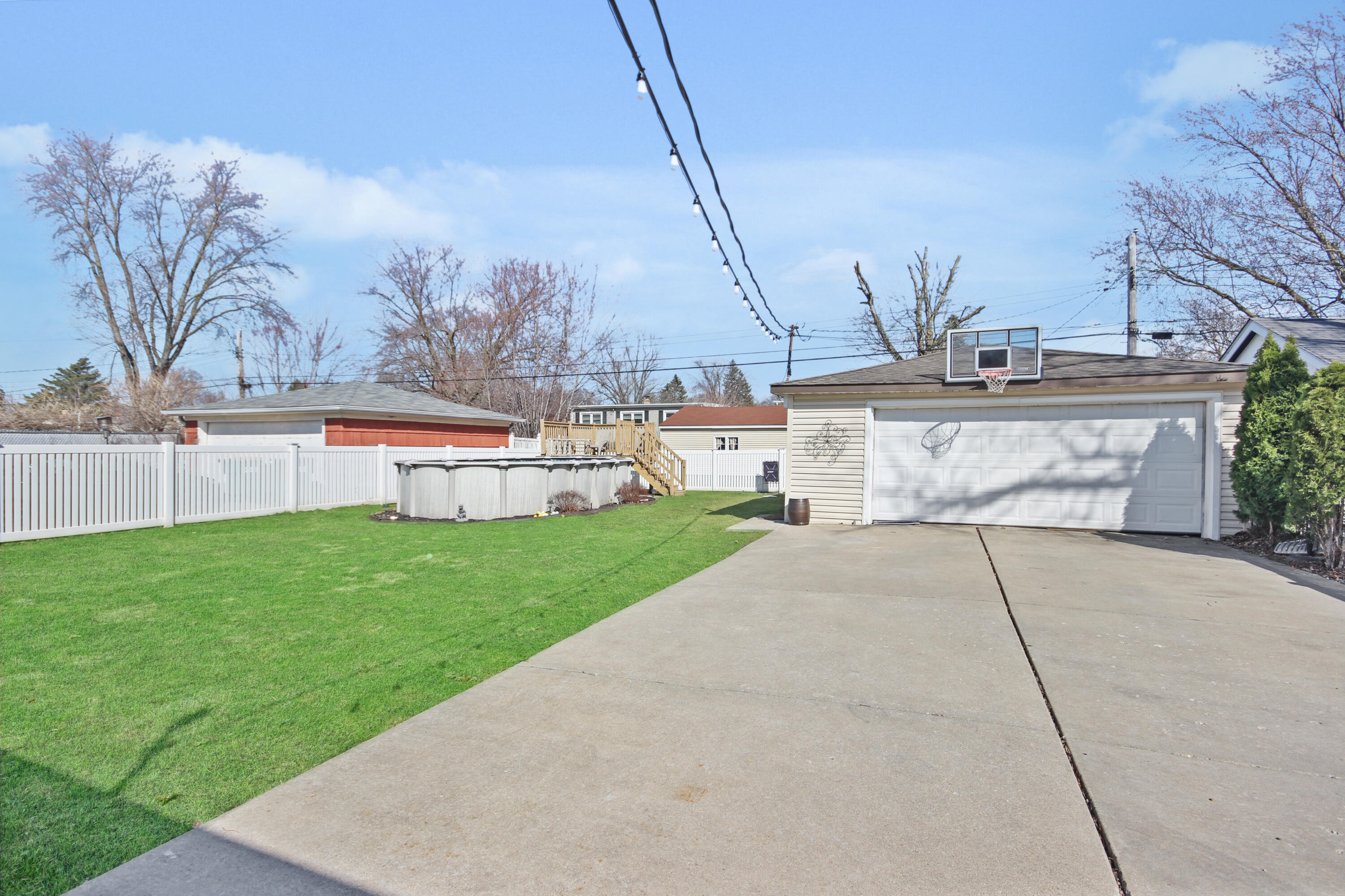 8213 Kooy Drive Munster, IN 46321 - Photo 20 of 23 3000x2000