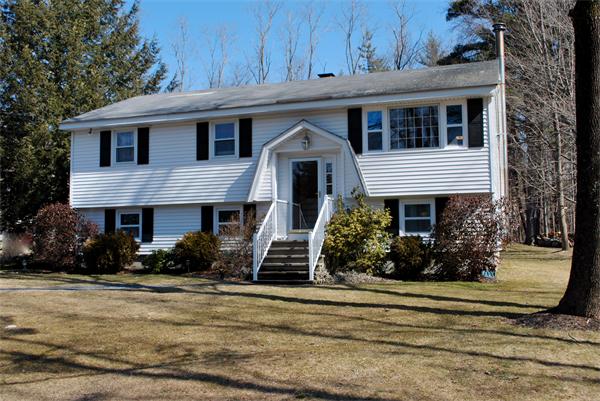101 Wallace Hill Road Townsend, MA 01469 - Photo 1 of 20 Gallery Image 1