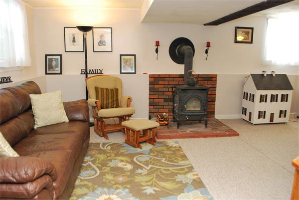 101 Wallace Hill Road Townsend, MA 01469 - Photo 16 of 20 Gallery Image 16