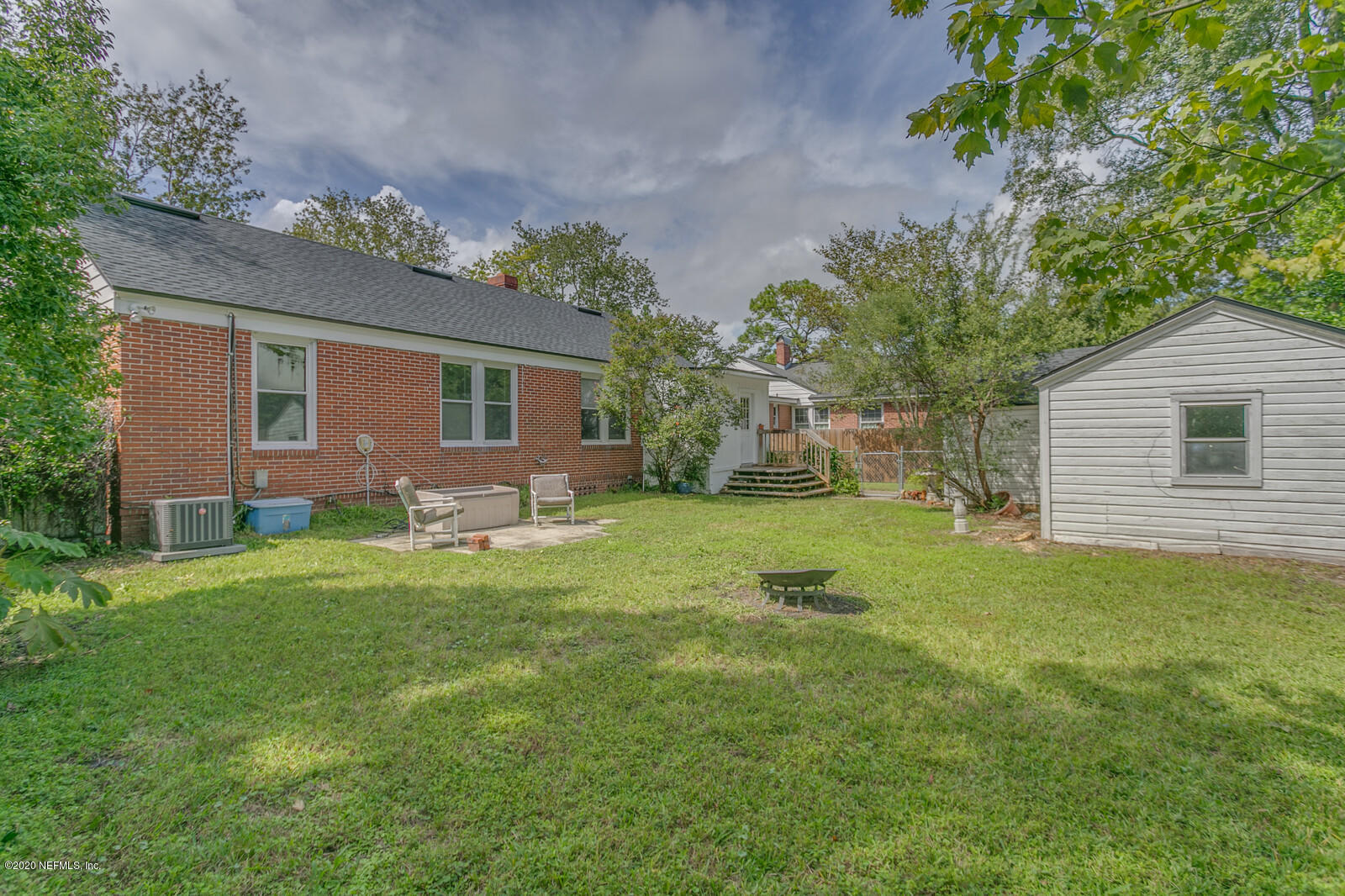 1035 South Shores Road Jacksonville, FL 32207 - Photo 8 of 23 05_IMG_0142_mls