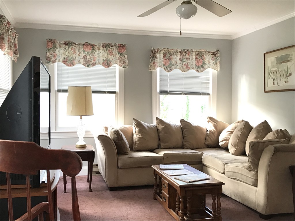 23 Dellwood Road Worcester, MA 01602 - Photo 5 of 25 Gallery Image 5