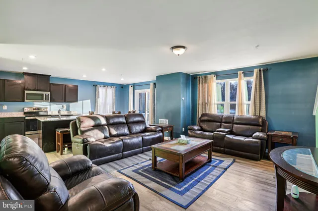 $585,000 | 211 Green Ridge Lane, Glen Burnie, MD 21060