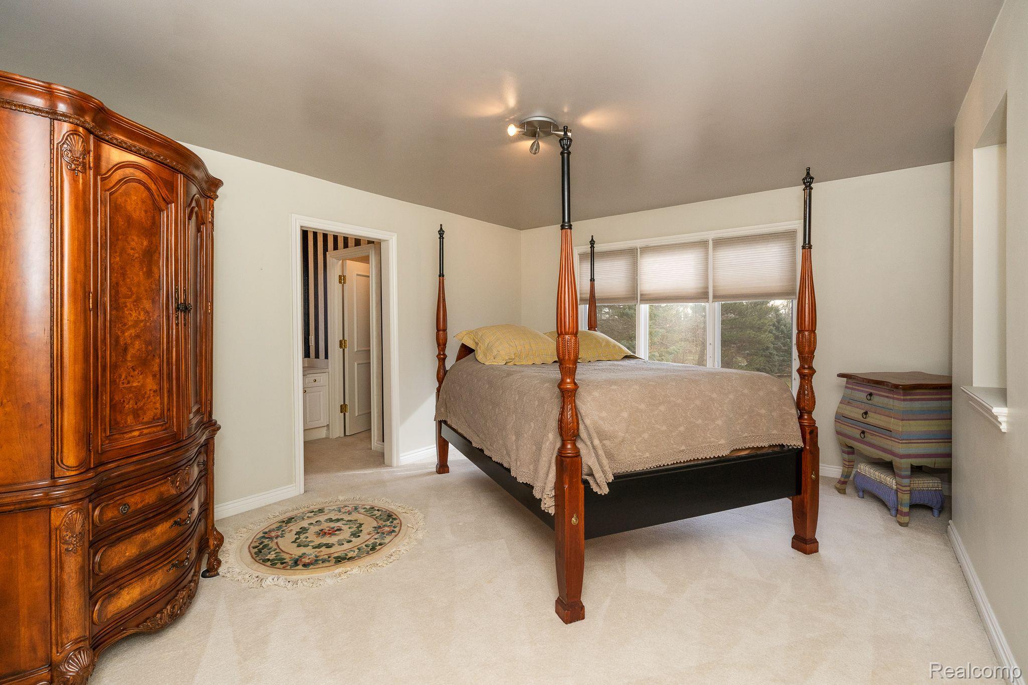 5489 Carrollton Court Rochester, MI 48306 - Photo 20 of 23 Gallery Image 20