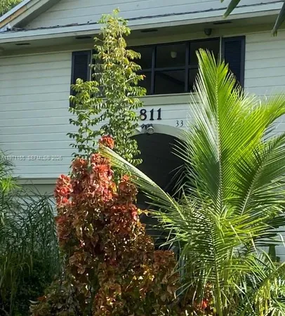 a view of an entryway
