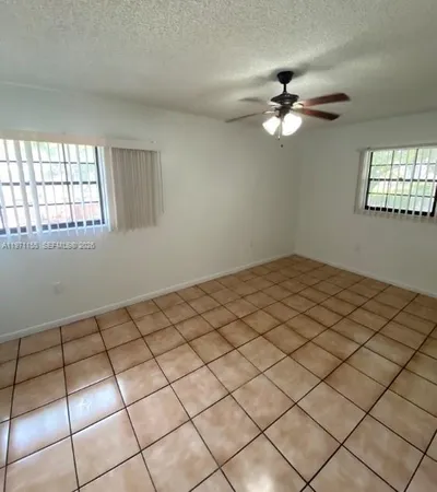 $2,150 | 811 Northeast 199th Street, Unit 20233, Miami, FL 33179