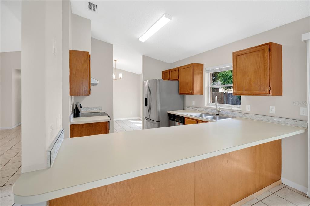 3721 Daventry Road Orlando, FL 32817 - Photo 9 of 26