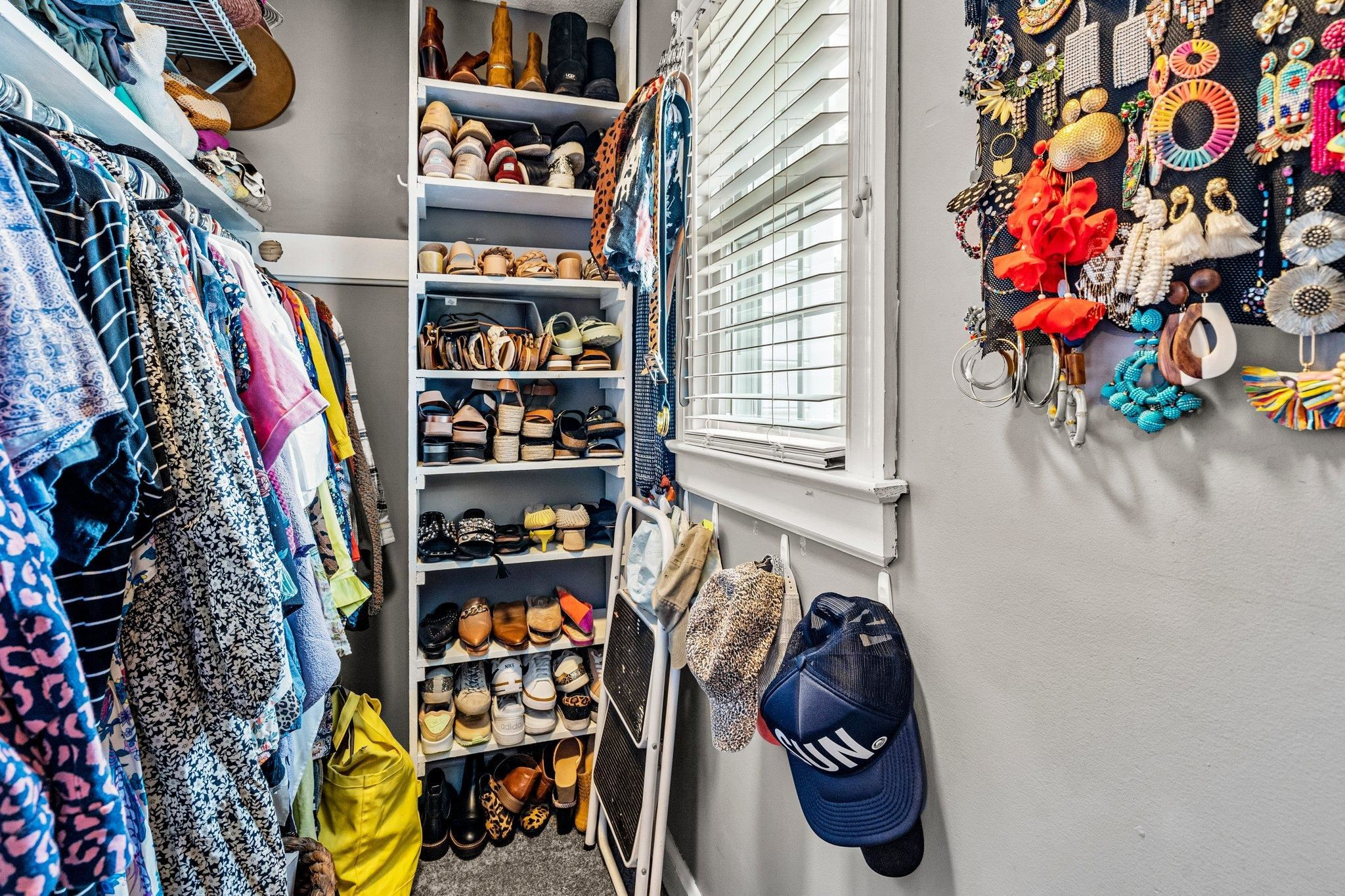 6212 Wynbrook Way Raleigh, NC 27612 - Photo 23 of 45 Photo 23