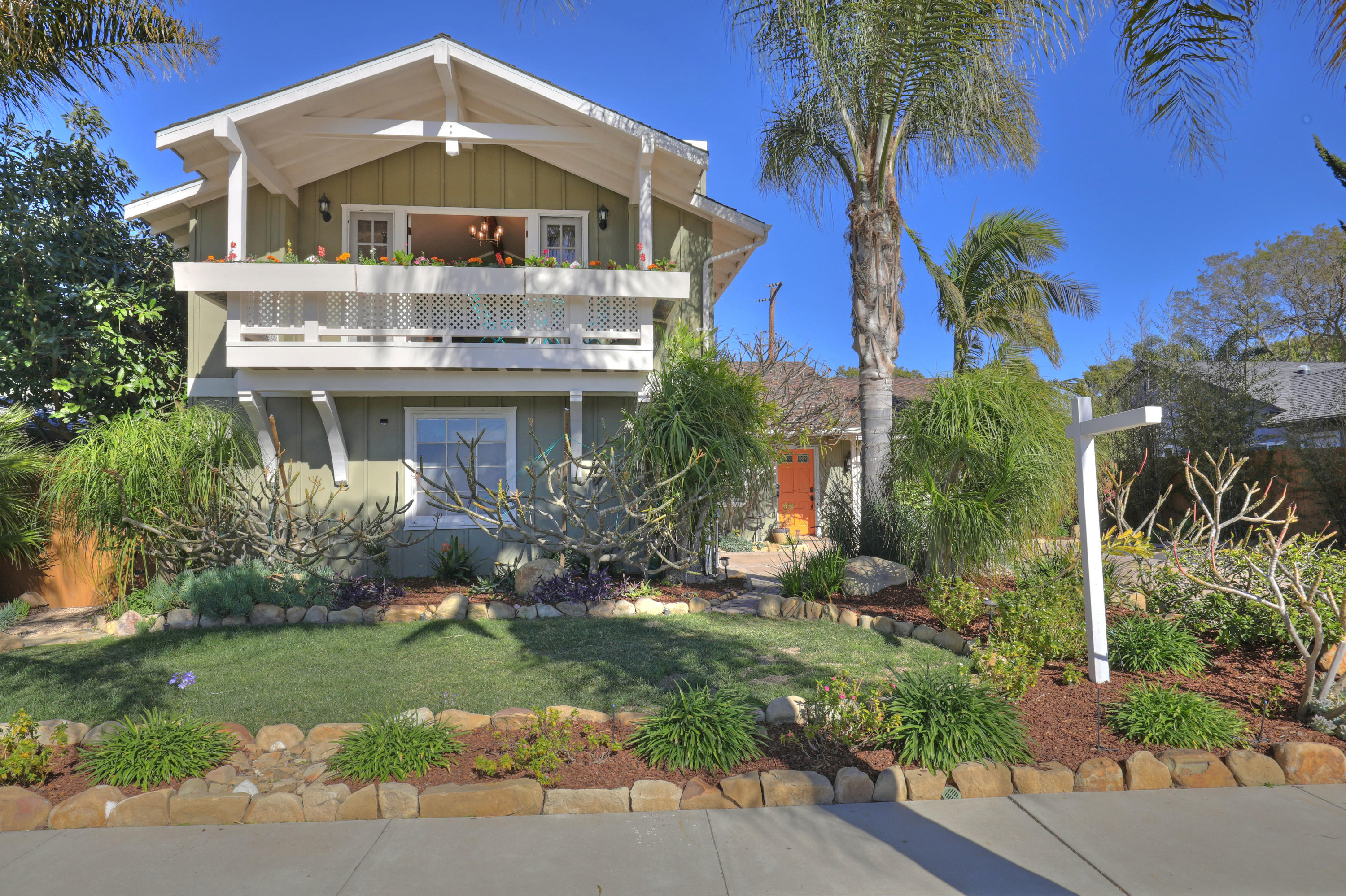 670 Ripley Street Santa Barbara, CA 93111 - Photo 2 of 23 Front tighter