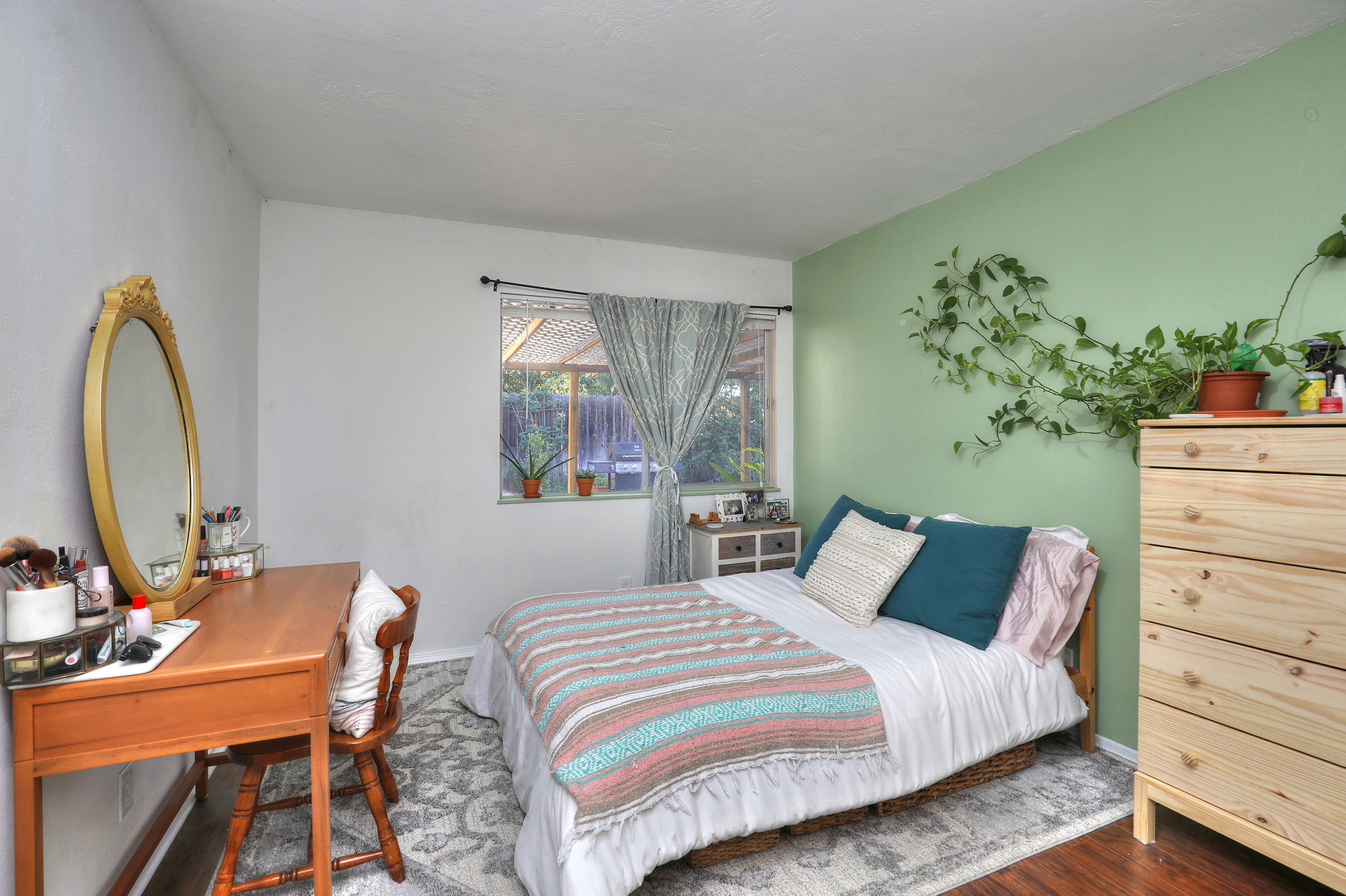 670 Ripley Street Santa Barbara, CA 93111 - Photo 9 of 23 6