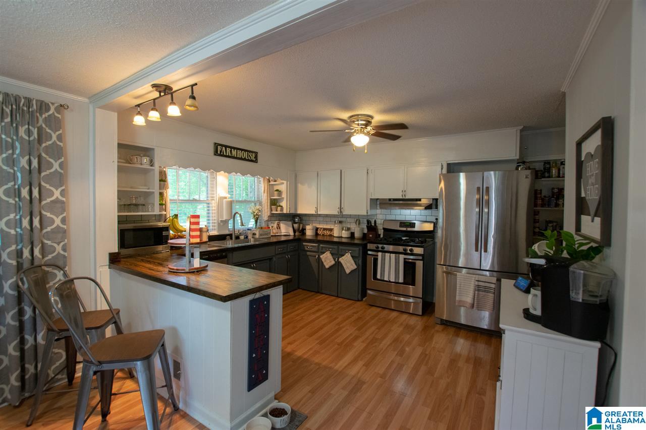 624 Pinewood Court Bessemer, AL 35023 - Photo 13 of 40