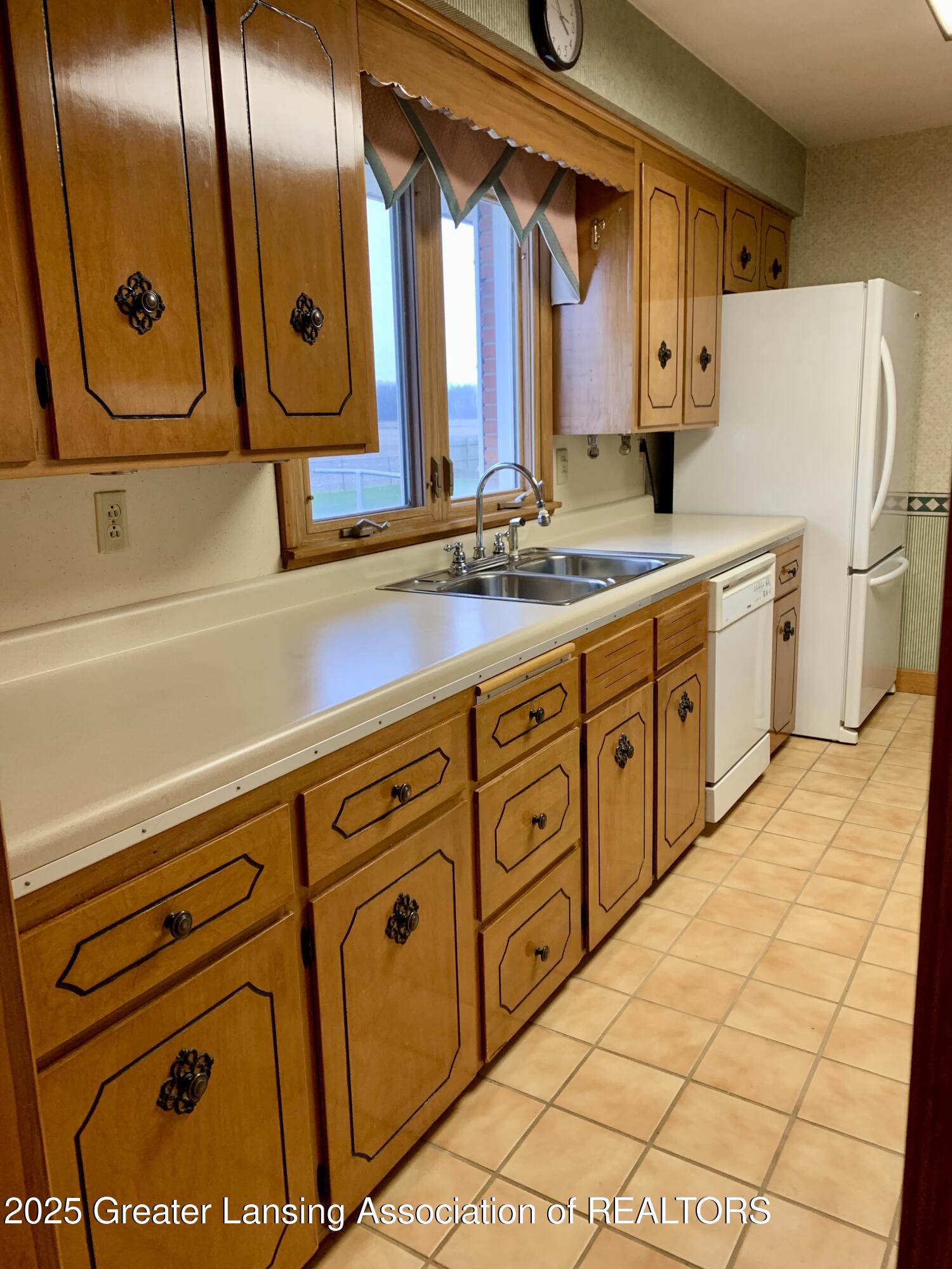 3156 East M-21 Road St. Johns, MI 48879 - Photo 10 of 42 3156 48