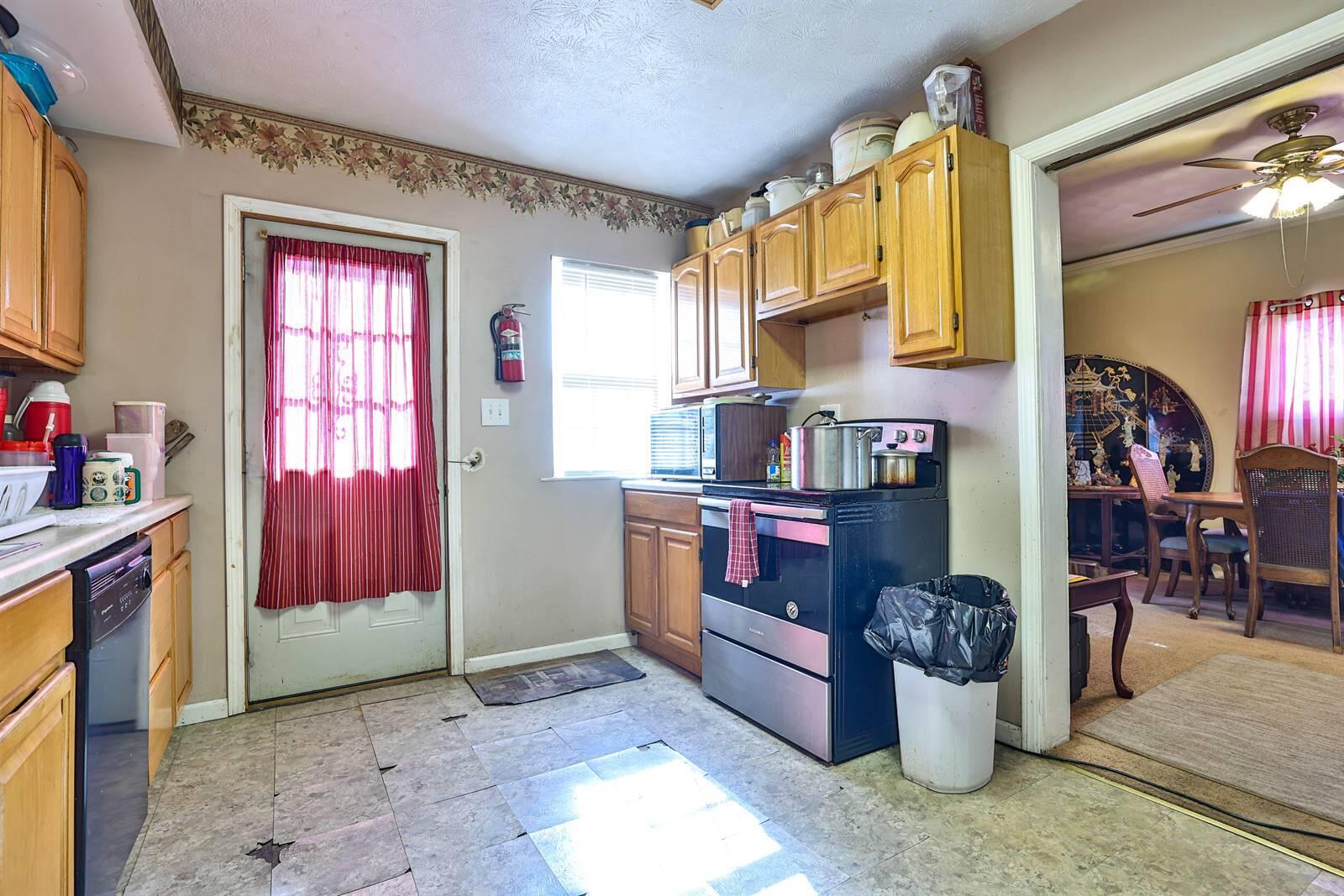 209 West Liberty Street Springfield, OH 45506 - Photo 12 of 24 012-Kitchen-3