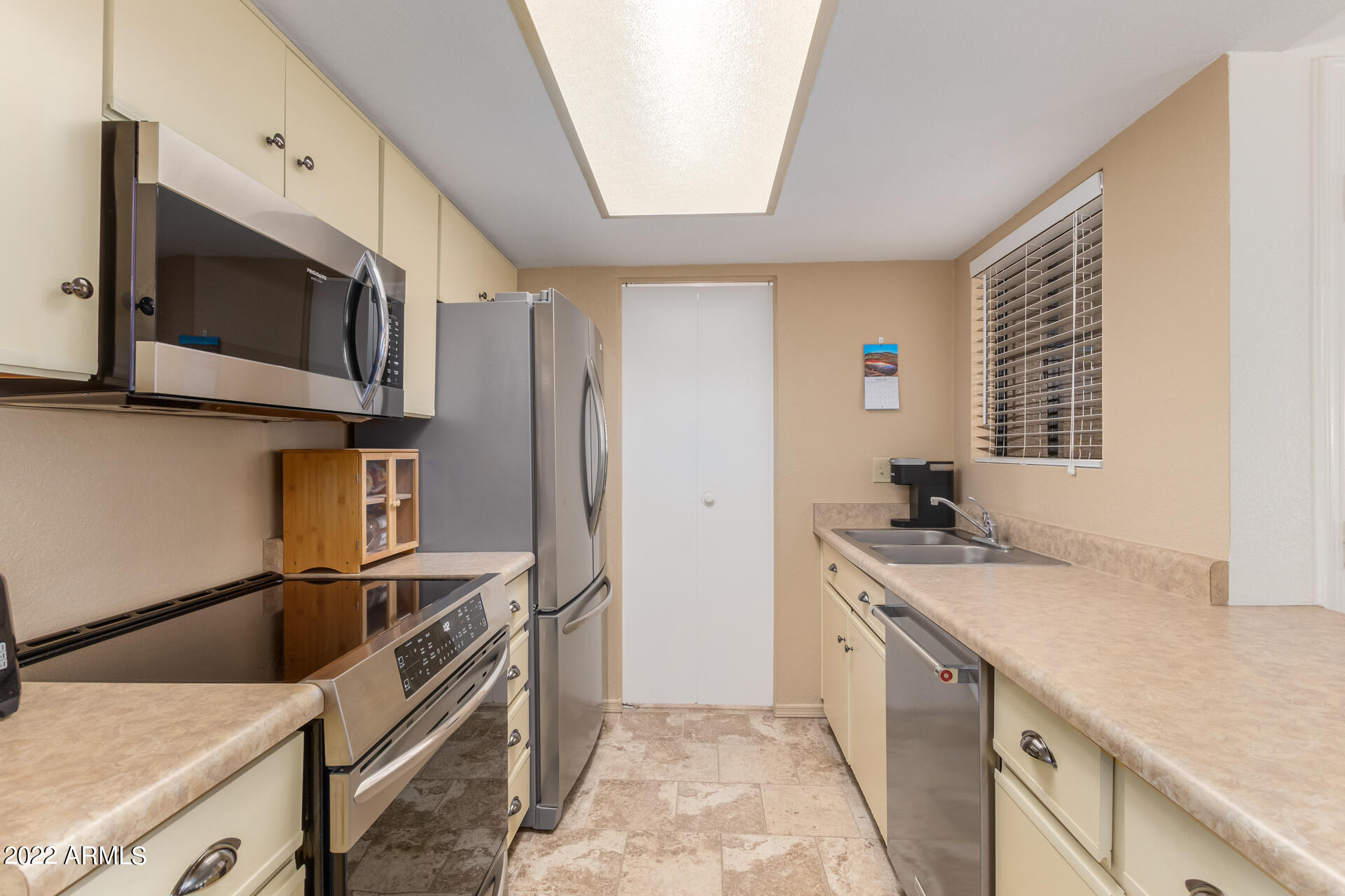 2855 South Ext Road, Unit 139 Mesa, AZ 85210 - Photo 8 of 18 0014-14 Ext 2855 #139