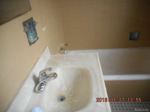 8134 Robson Street Detroit, MI 48228 - Photo 13 of 13