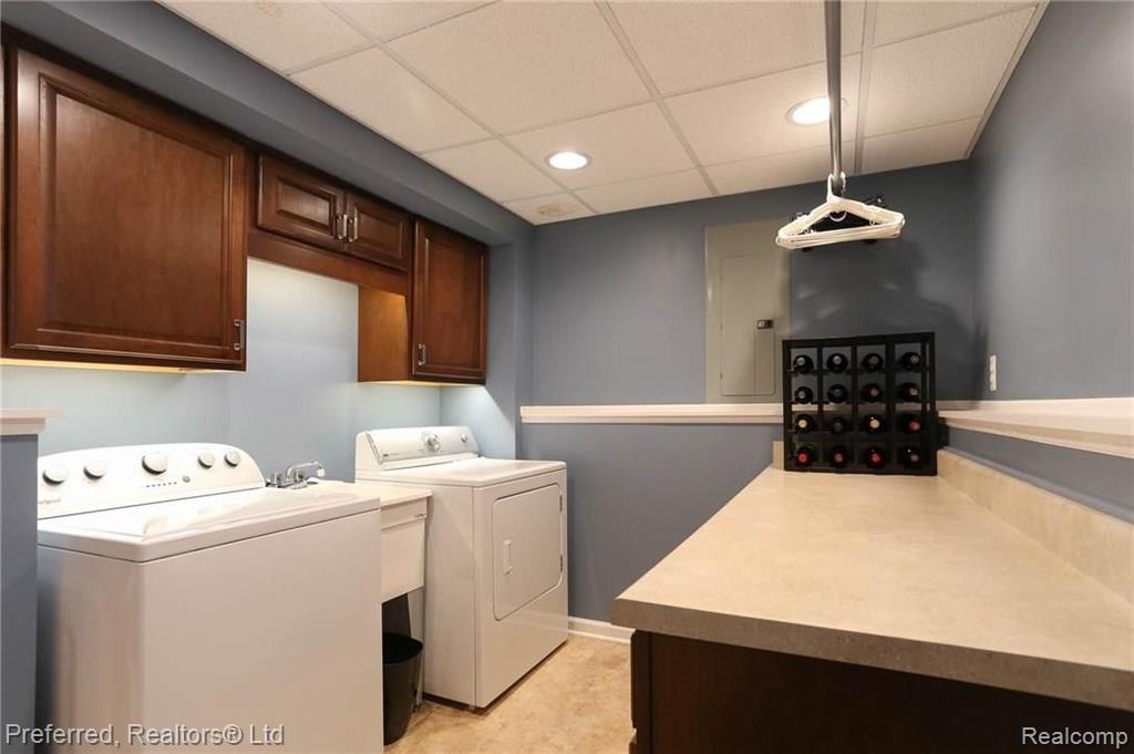 22581 Winfield Road Novi, MI 48375 - Photo 25 of 30