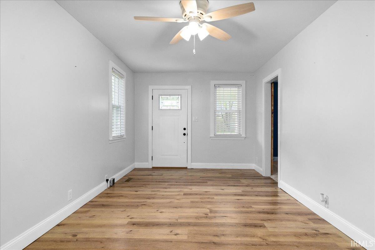 8317 Old State Road Evansville, IN 47710 - Photo 8 of 34