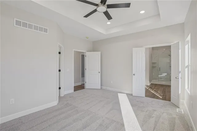 $385,000 | 323 Northeast 51st Road, Warrensburg, MO 64093