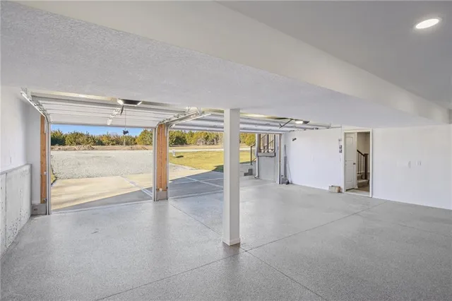 $385,000 | 323 Northeast 51st Road, Warrensburg, MO 64093