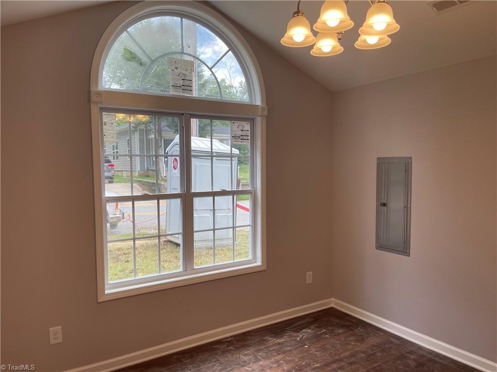 302 Park Street High Point, NC 27260 - Photo 6 of 26