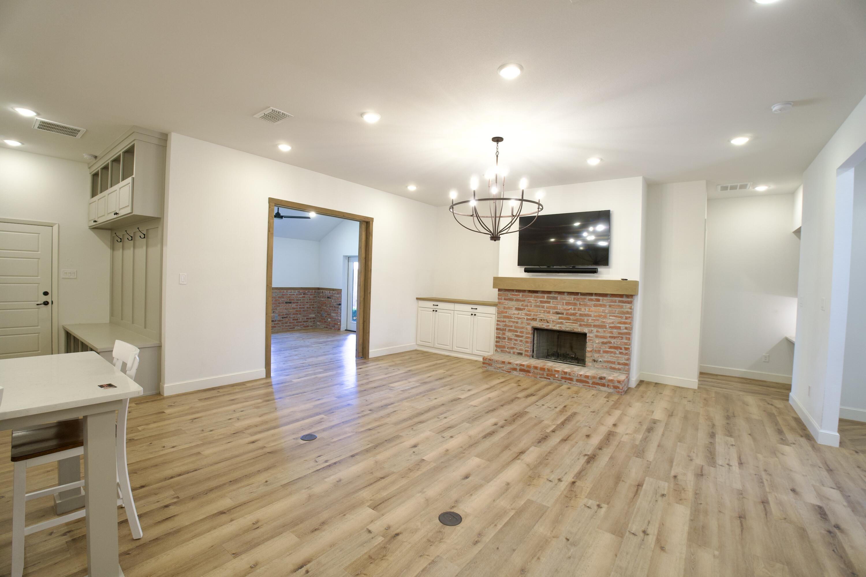 6404 89th Street Lubbock, TX 79424 - Photo 5 of 29 ATB07512