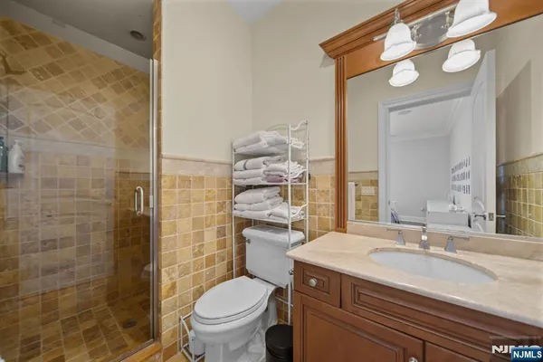 $2,799,000 | 713 Bellaire Drive, Demarest, NJ 07627