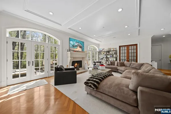 $2,799,000 | 713 Bellaire Drive, Demarest, NJ 07627