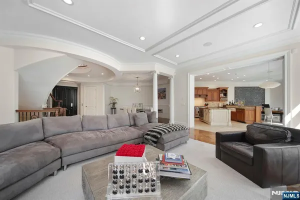 $2,799,000 | 713 Bellaire Drive, Demarest, NJ 07627