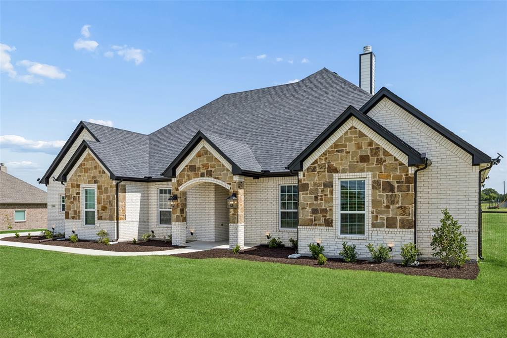 2000 Donna Court Azle, TX 76020 - Photo 4 of 31