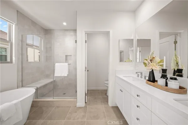 $1,598,000 | 136 Newburry, Irvine, CA 92618