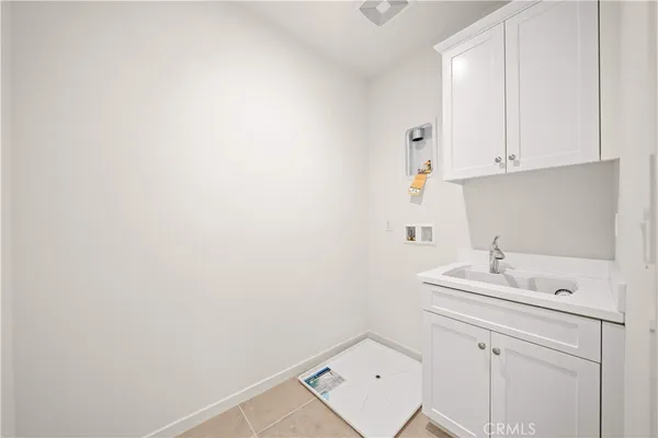 $1,598,000 | 136 Newburry, Irvine, CA 92618